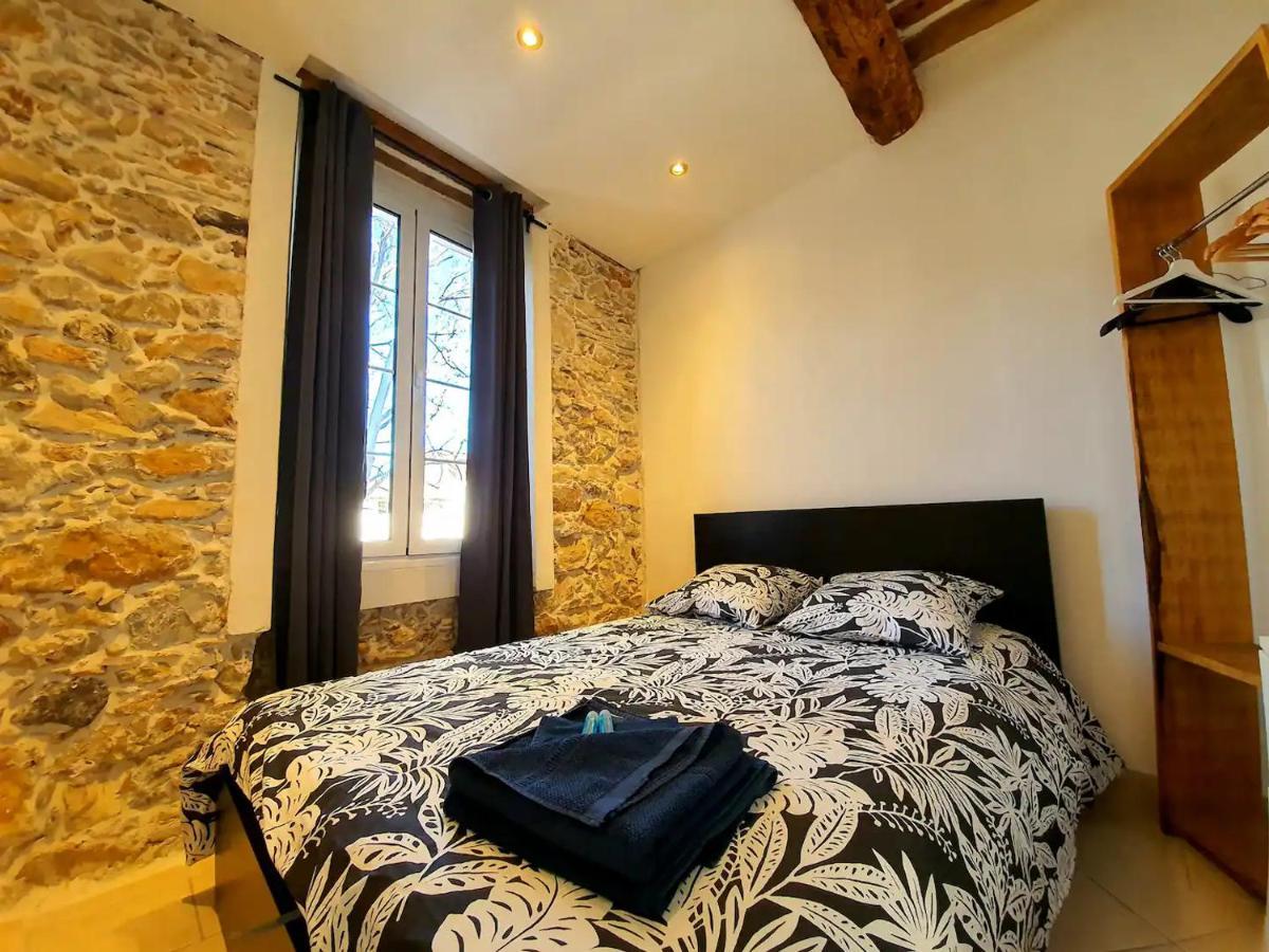 Appartement Freshly Tastefully Renovated In Heart Of Old Antibes