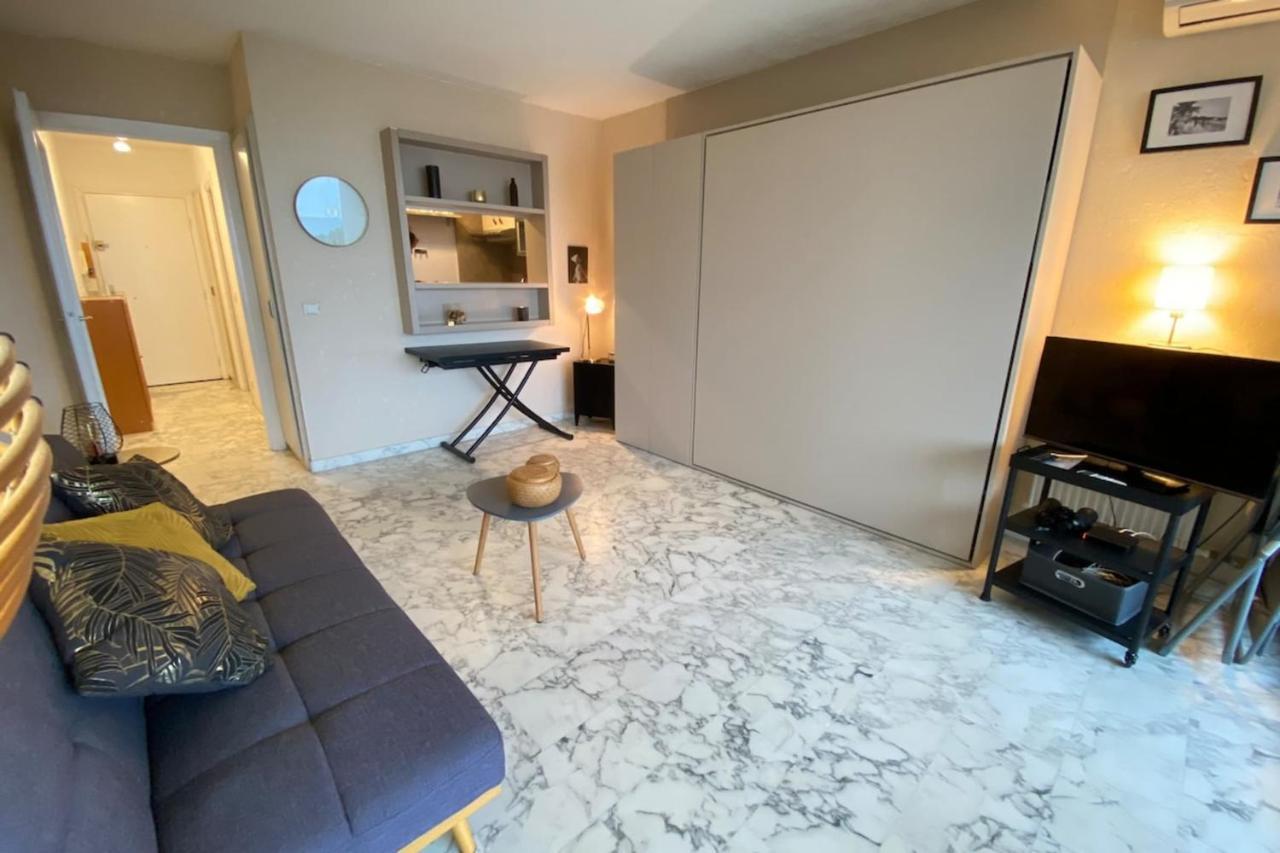 Appartement 06ay - With Seafront Terrace *