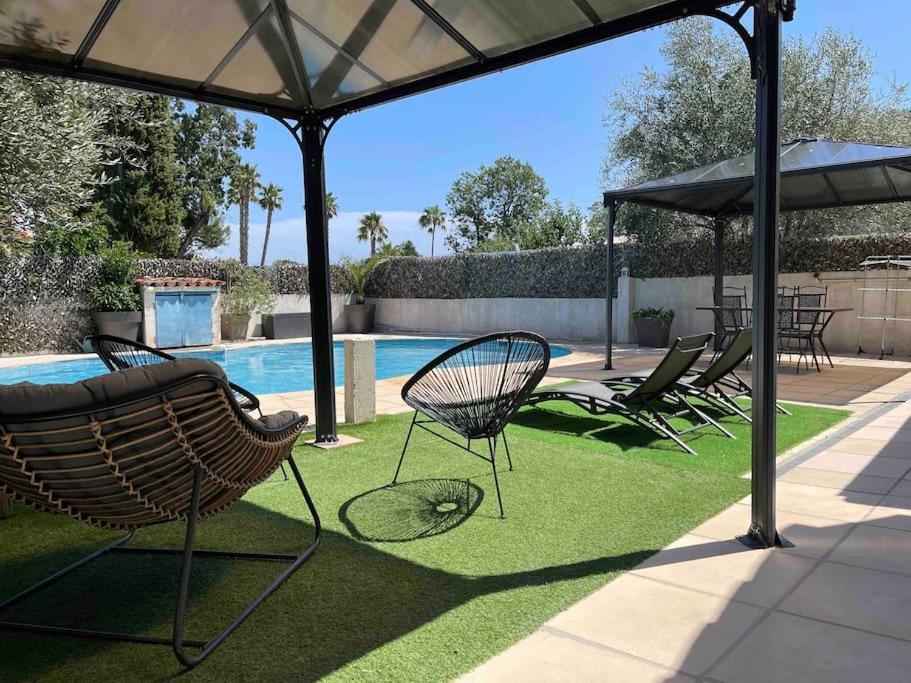Climatisee Piscine 3 A 800m Ferienhaus *