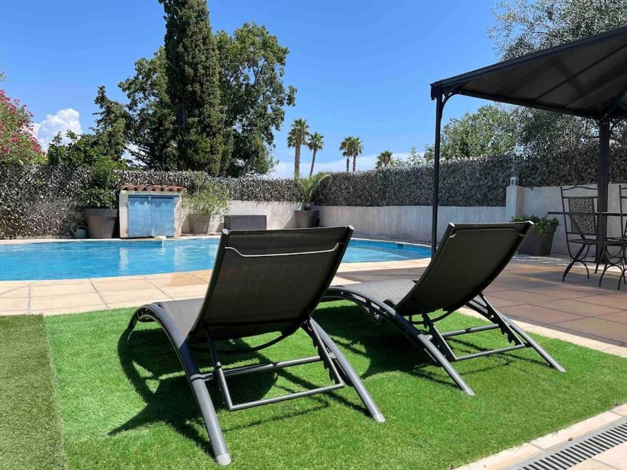 Ferienhaus Climatisee Piscine 3 A 800m *