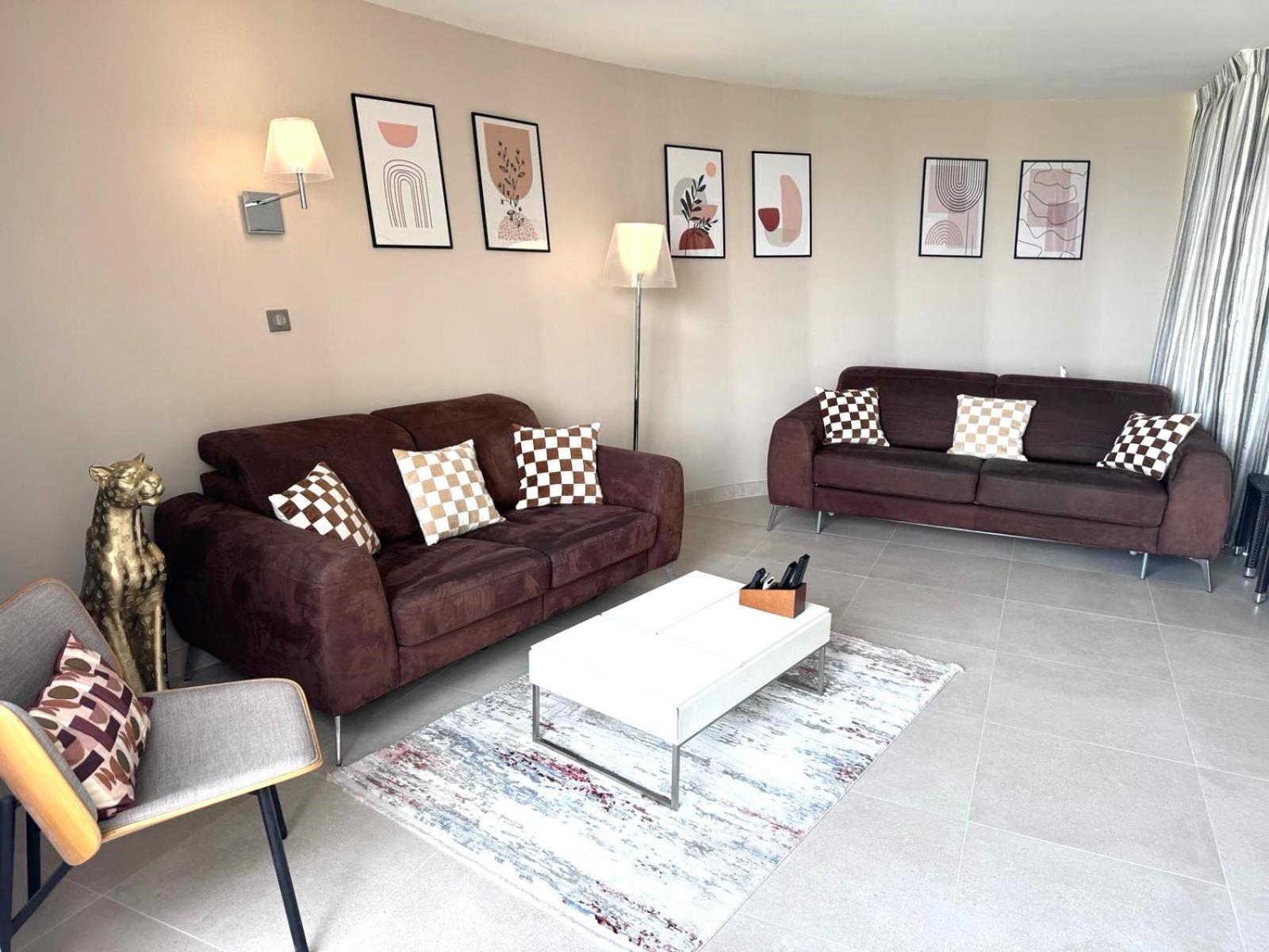 Penthouse Vue Avec Rooftop,jacuzzi,et Parking Prive Apartment *