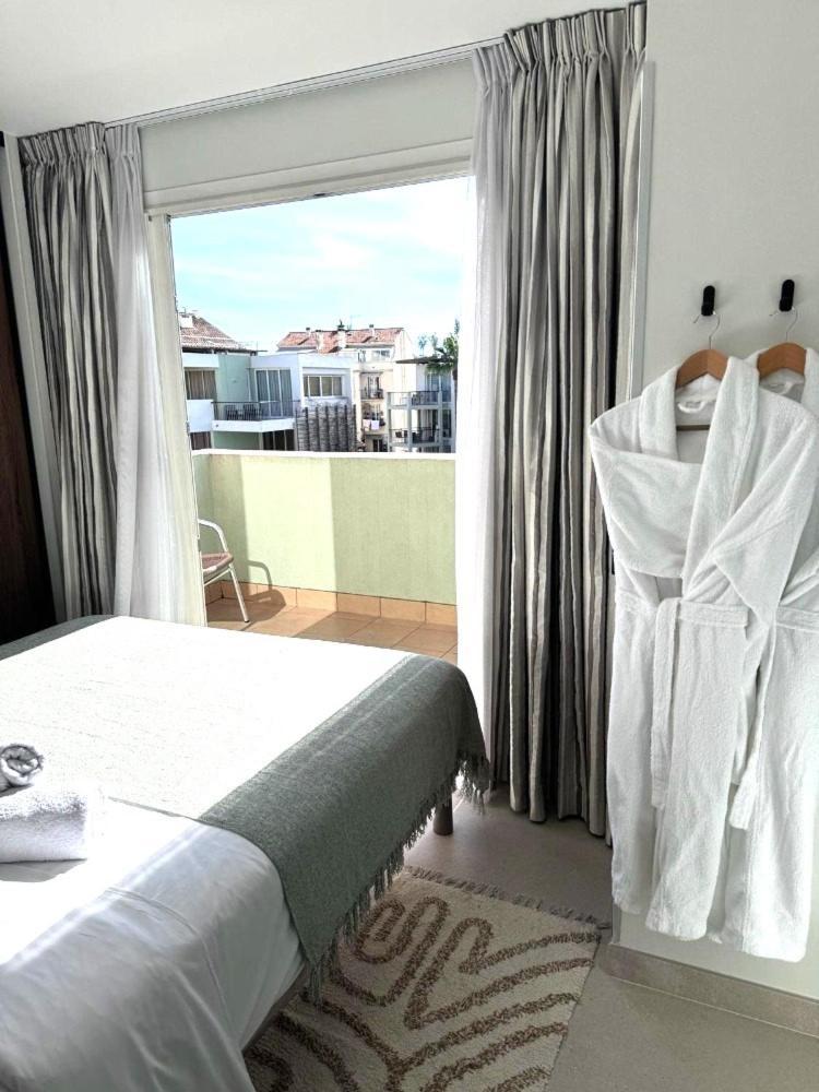 Penthouse Vue Avec Rooftop,jacuzzi,et Parking Prive * Antibes