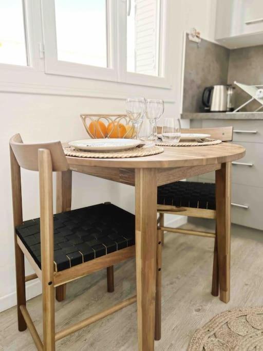 Le Diderot : 2 Prs, 10 Min Plages, Parking Apartment