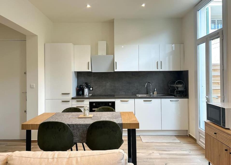 Le Bruna: 4 Prs, Clim, 10 Min Plages Apartment