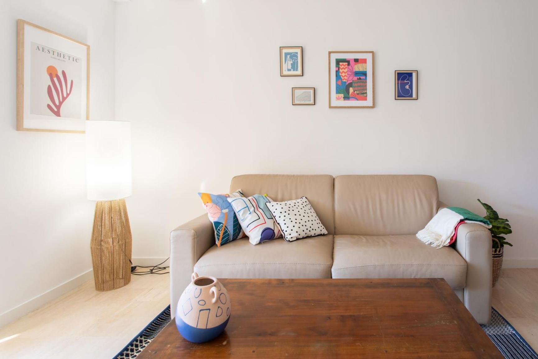 A3 - 2 Bdr Sea View 10 Min - Parking, Pool & Terrace