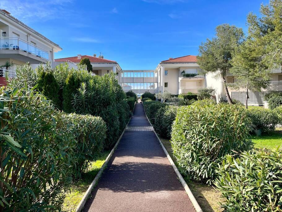 Modern W Terrace 250m From & Pool Apartment *