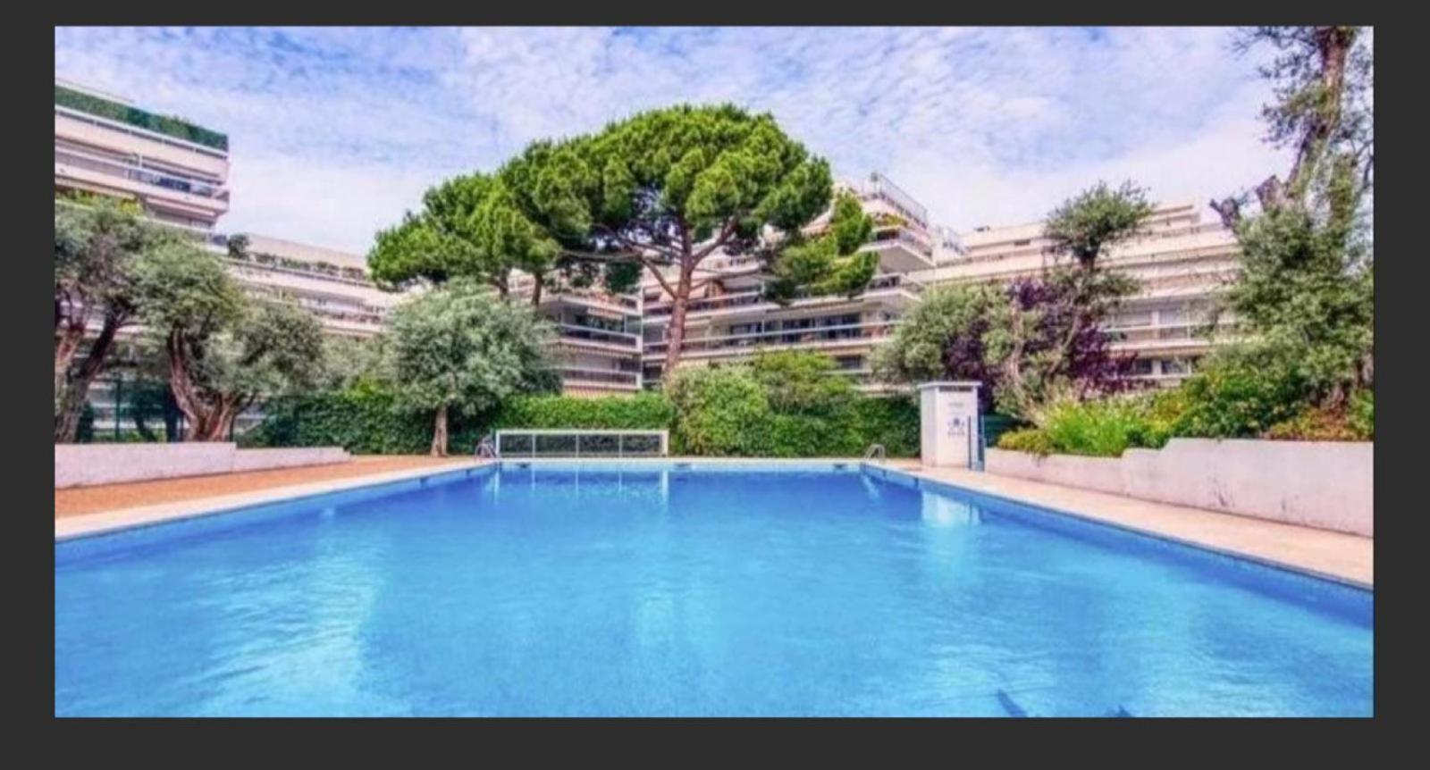 Arad 40M2 Classe Immense Terrasse 35 M2 Piscine Antibes Jlp Parking Antibes