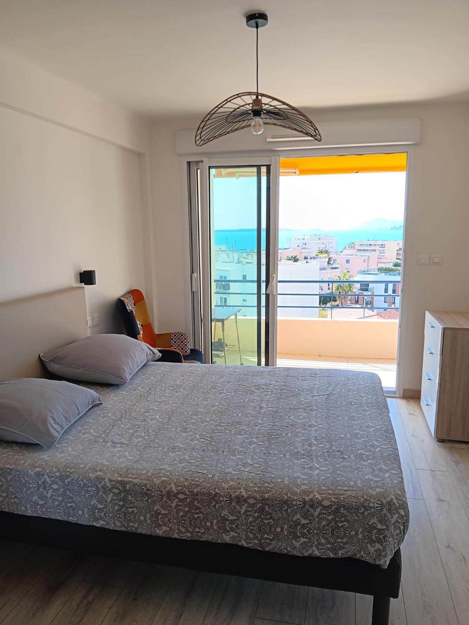 3 Pieces Vue - Clim - 5 Min De La A Pied * Antibes