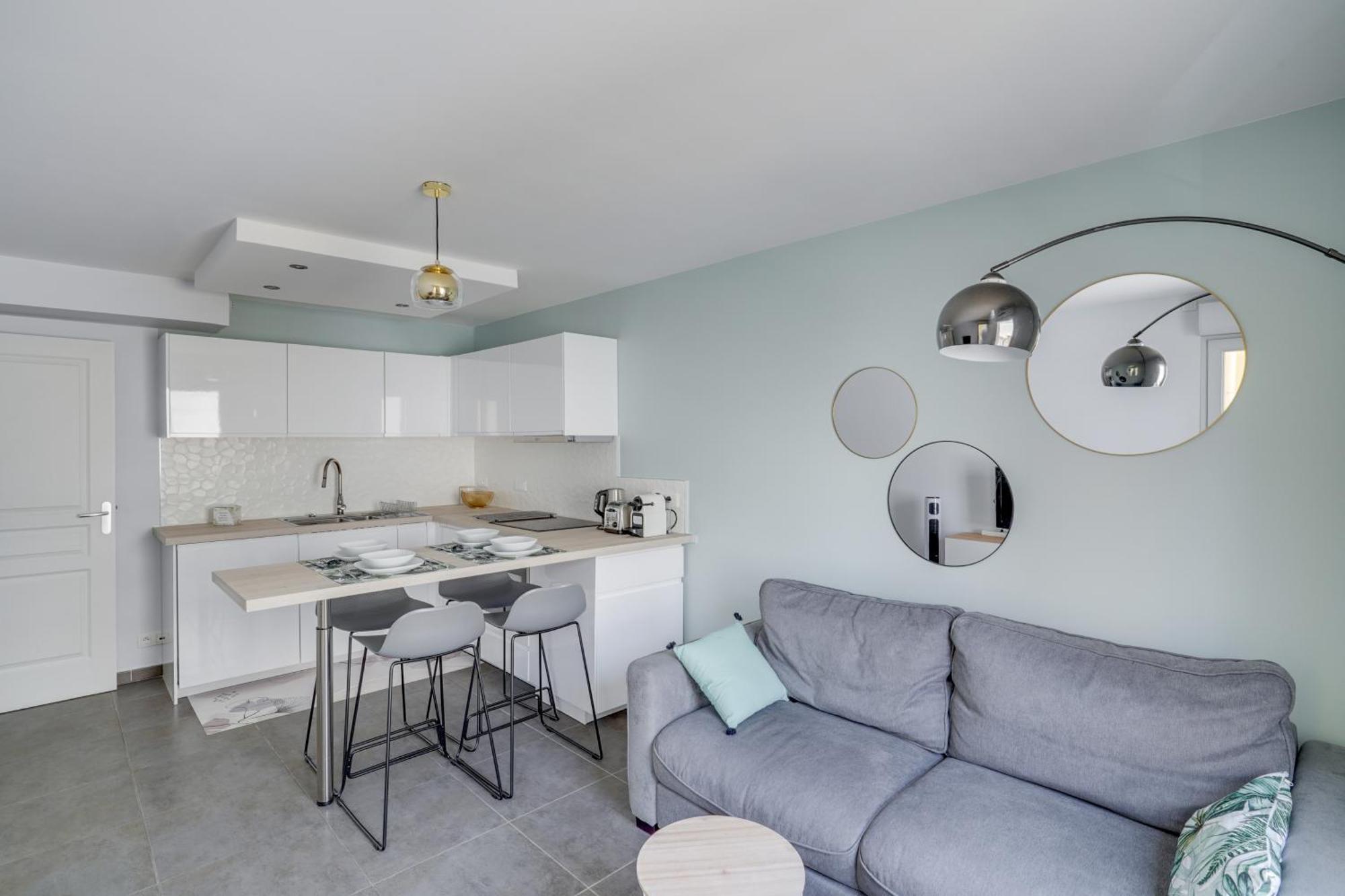Le Galet, De Standing, Hyper Centre, Parking Prive, A 100 M De La Appartement Antibes