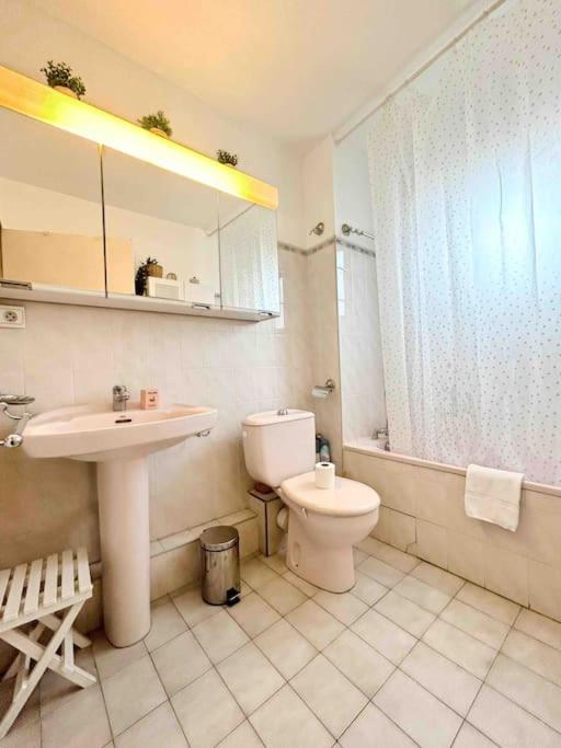 La Petite Louisiane : 4 Prs, 300 M Plages Apartment