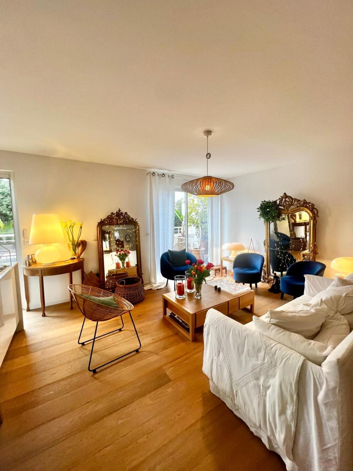 Sumptuous Renovated In Holiday home Antibes