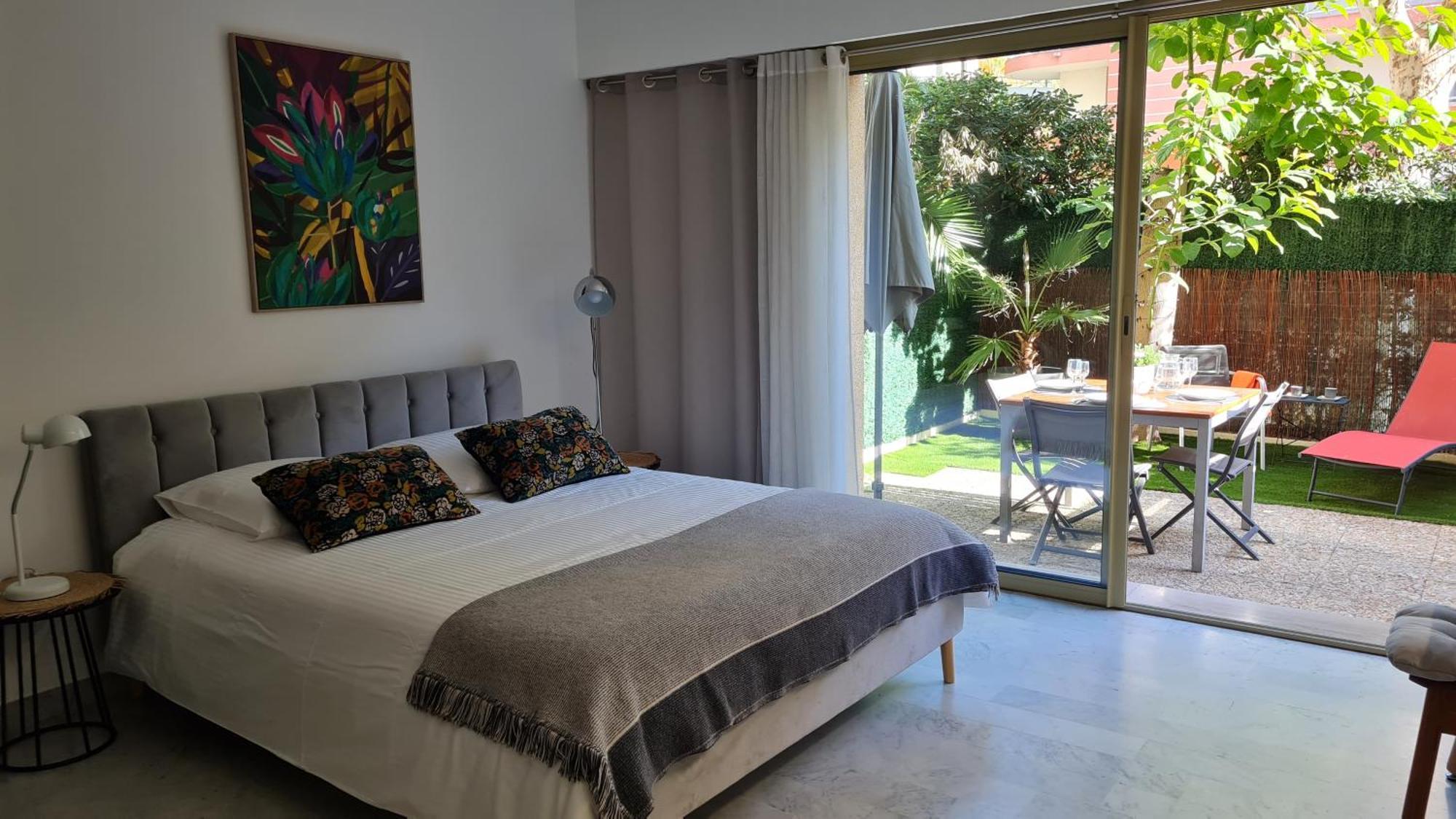 Sun-beach Avec Parking Et Jardin - 500m Des Plages De Juan Les Pins Appartement