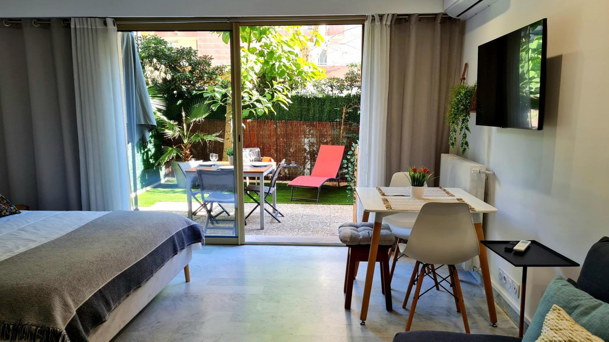 Sun-beach Avec Parking Et Jardin - 500m Des Plages De Juan Les Pins Antibes