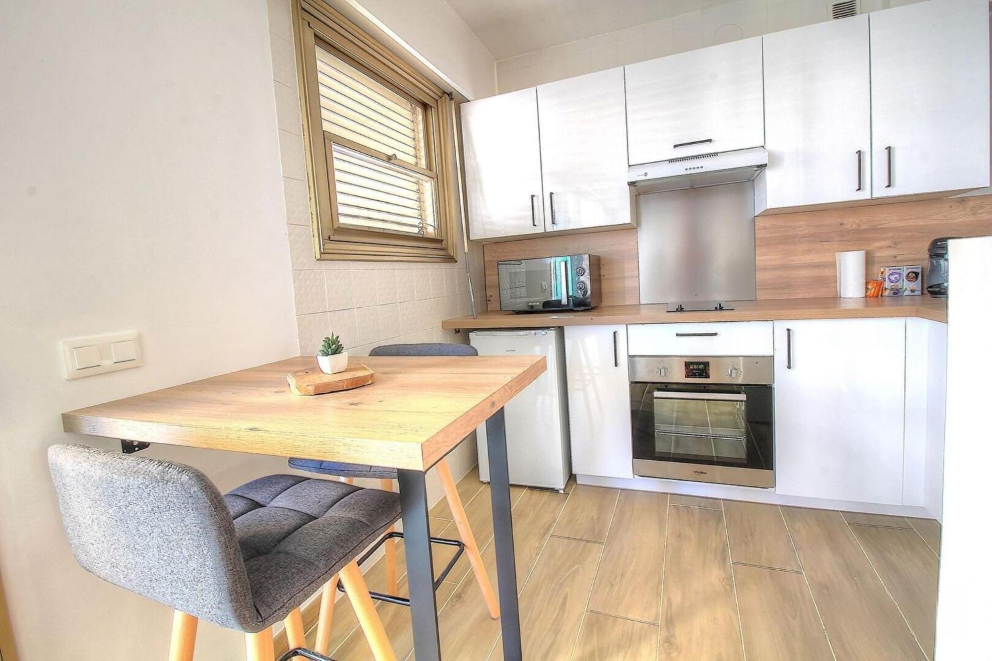 Charming Air-conditioned T1 Bis Val D'esterel In The Heart Of Juan Les Pins