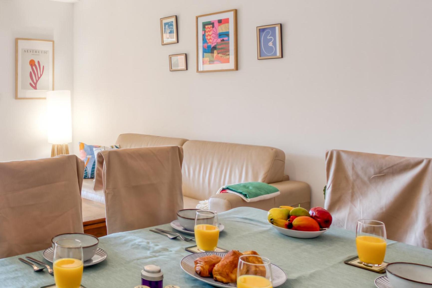 A3 - 2 Bdr Sea View 10 Min - Parking, Pool & Terrace