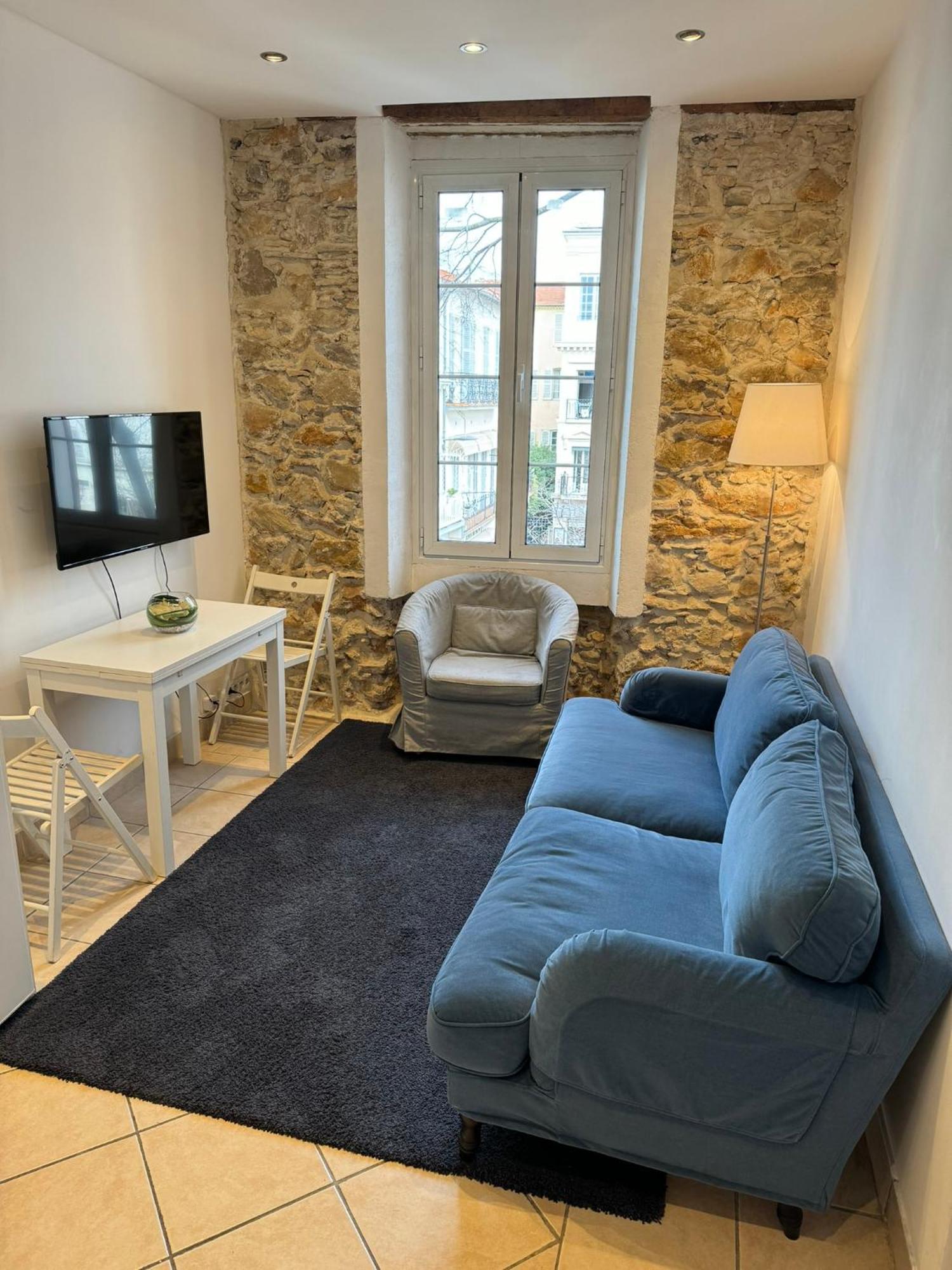 Appartement Freshly Tastefully Renovated In Heart Of Old