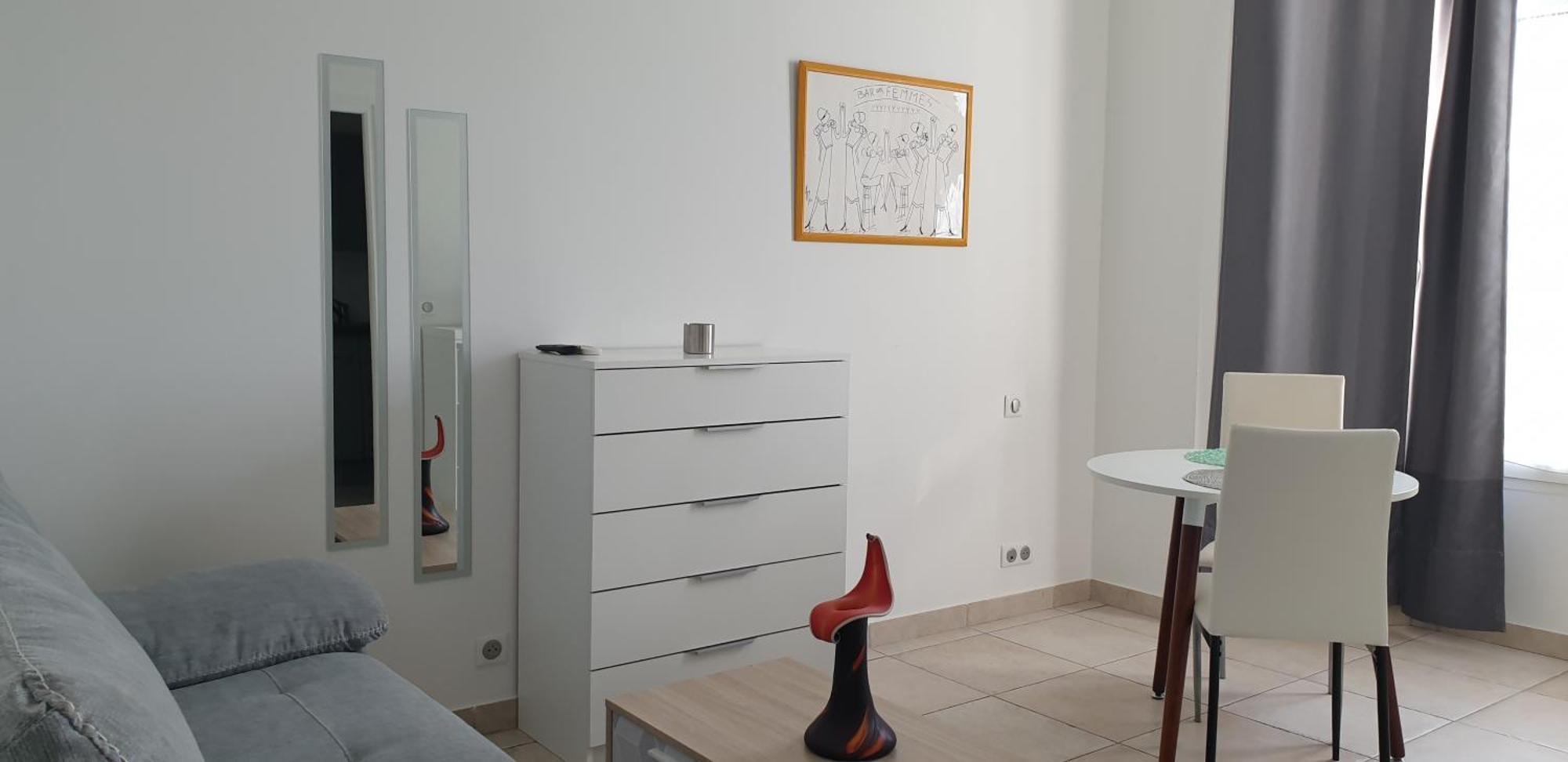 Appt T2 Meuble-juan Les Pins-logt 10 Apartment *
