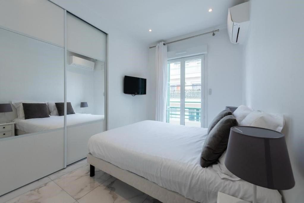 Louis Gallet Centre Juan Les Pins 50m Des Plages *
