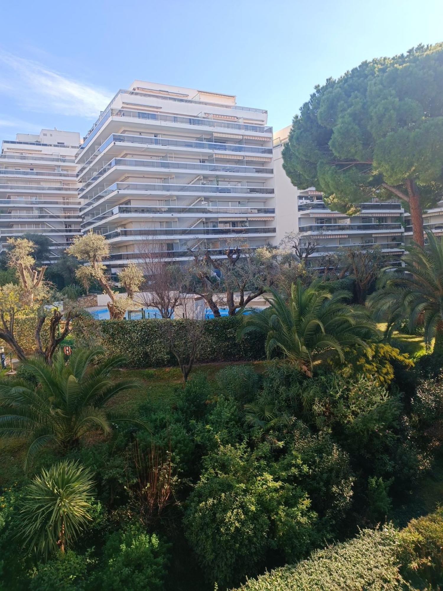 Arad 40M2 Classe Immense Terrasse 35 M2 Piscine Antibes Jlp Parking Apartamento Antibes