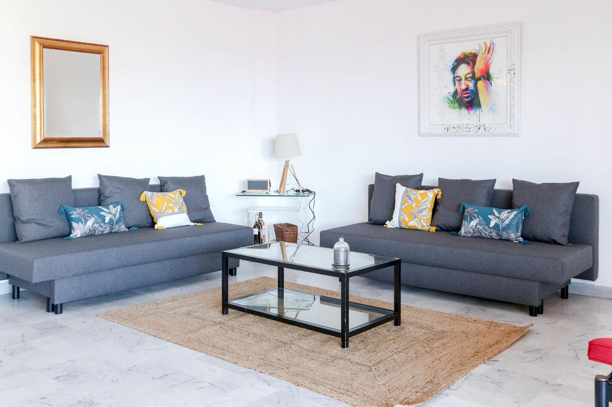 Beautiful Flat With Sea View Terrace Pool Parking Portative Ac- Benakey Antibes