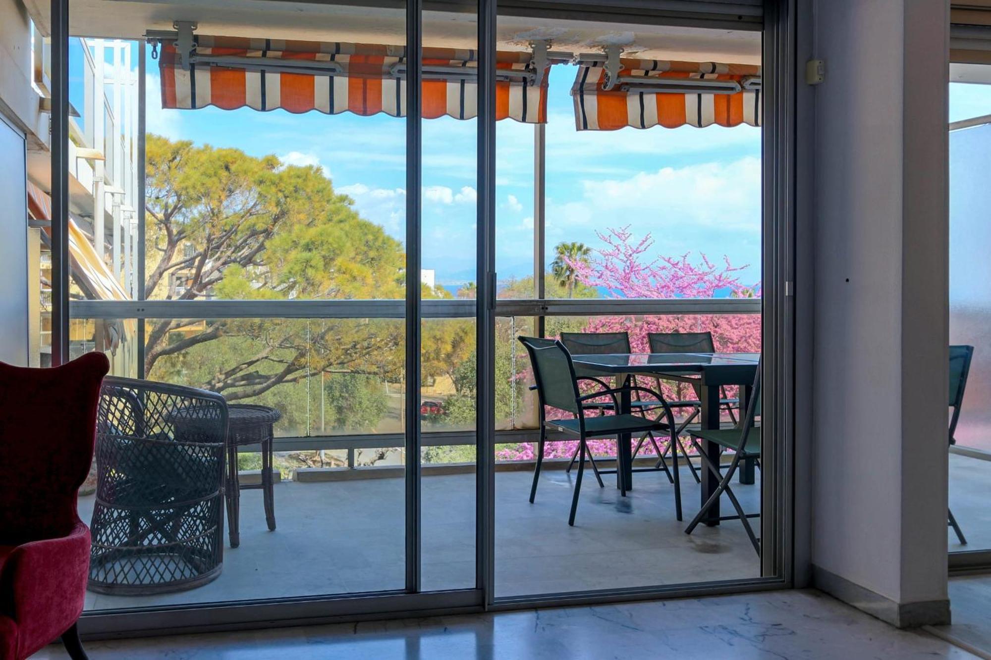 Apartment Beautiful Flat With Sea View Terrace Pool Parking Portative Ac- Benakey Antibes