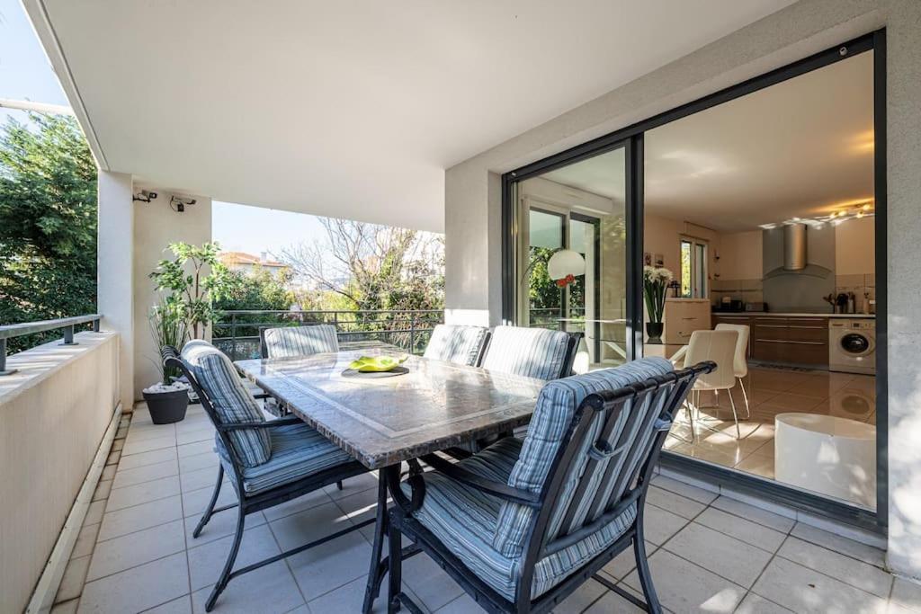 Beautiful And Spacious 2 Bed With Pool *