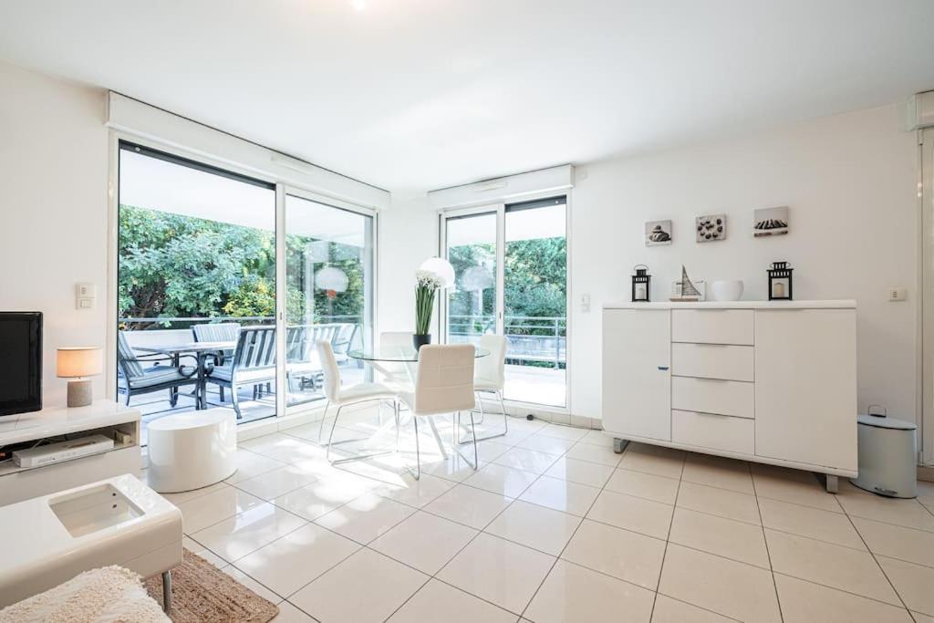 Beautiful And Spacious 2 Bed With Pool * Antibes