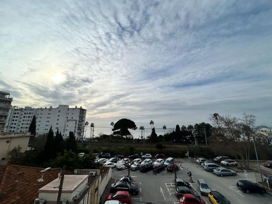 Le Dulys : 2 Prs, Vue Mer, Clim, 2 Min Plages Appartement