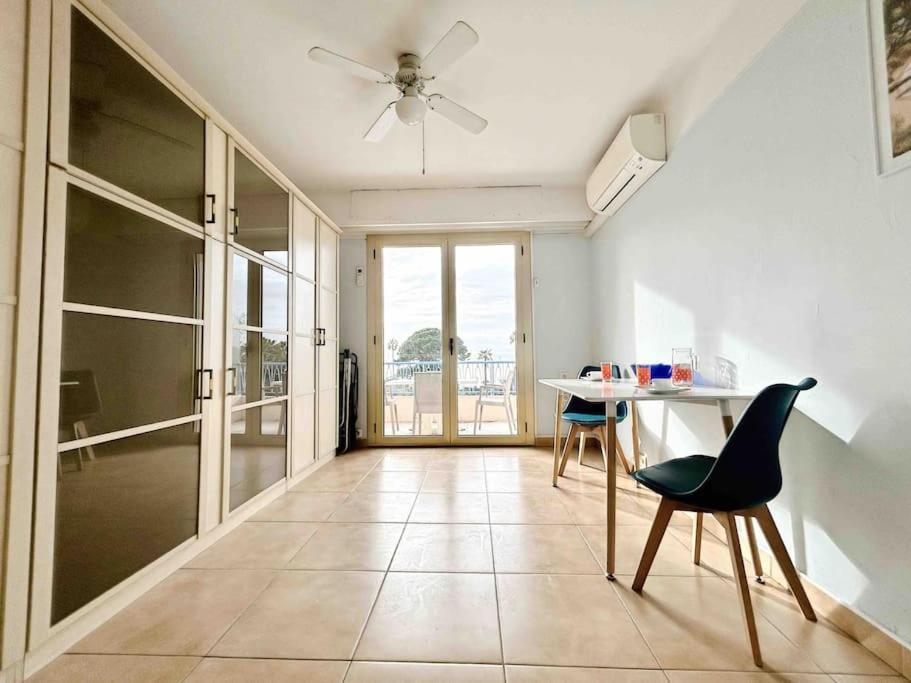 Le Dulys : 2 Prs, Vue Mer, Clim, 2 Min Plages Appartement *