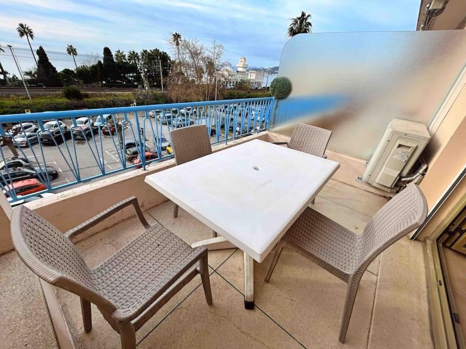 Appartement Le Dulys : 2 Prs, Vue Mer, Clim, 2 Min Plages