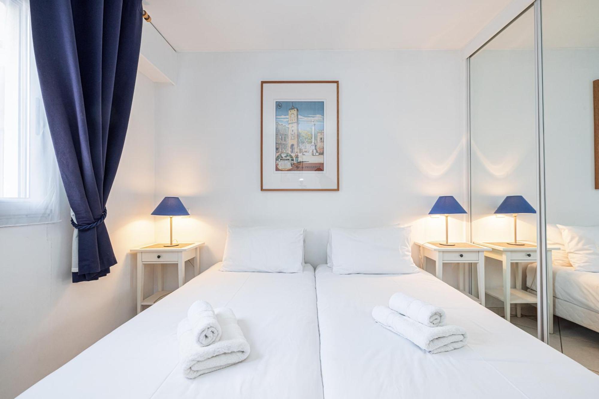 Apartment New 2 Bed In Antibes, 5 Min Walk To The