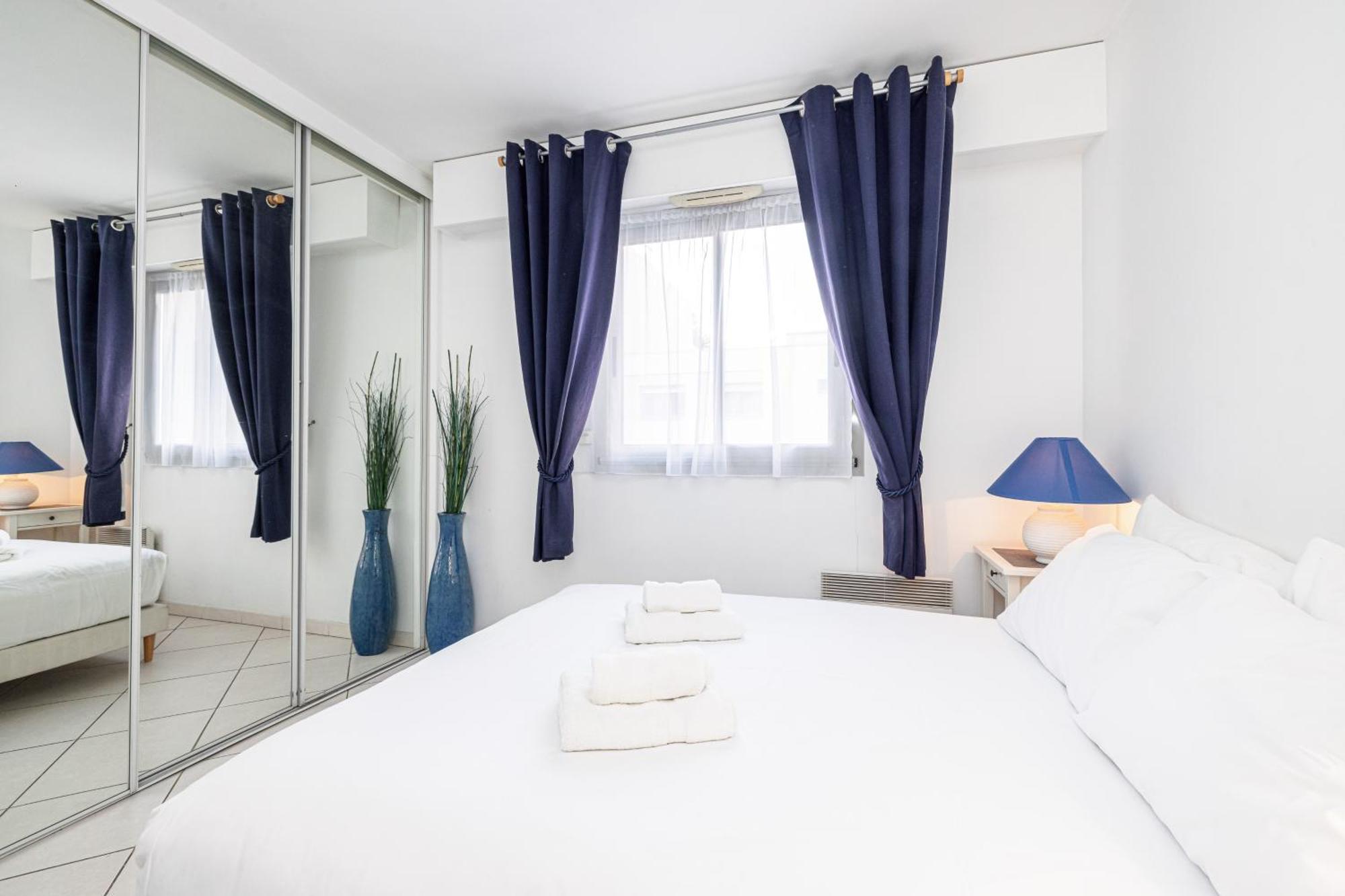 New 2 Bed In Antibes, 5 Min Walk To The Apartment *