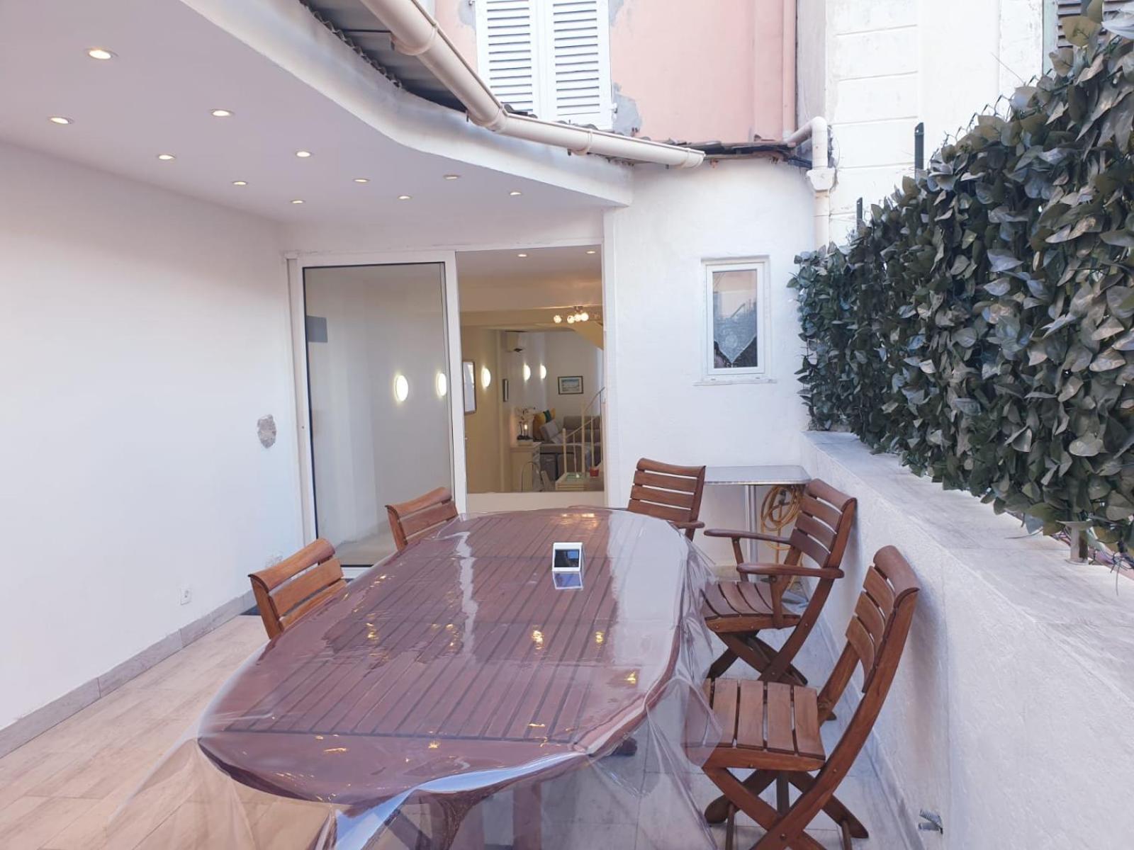 Hyper Centre Maison De 100m2 ; Terrasse 20 M2 Apartamento