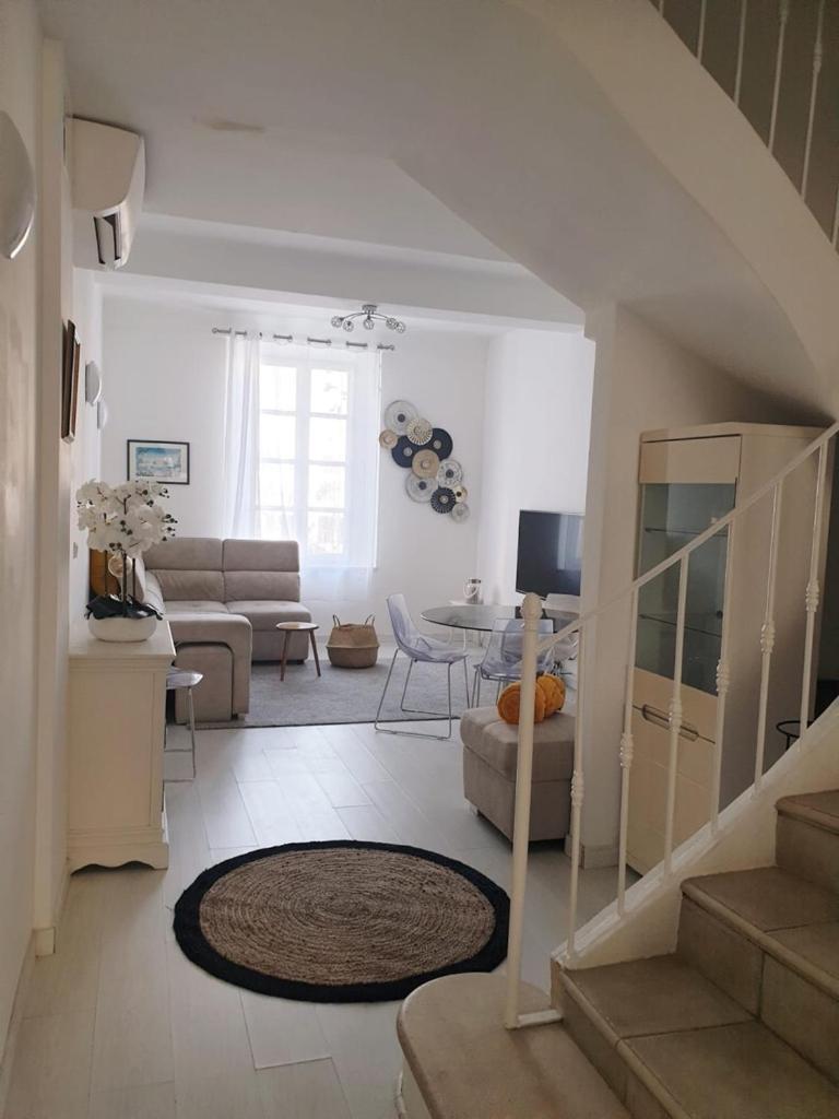 Apartamento Hyper Centre Maison De 100m2 ; Terrasse 20 M2 *