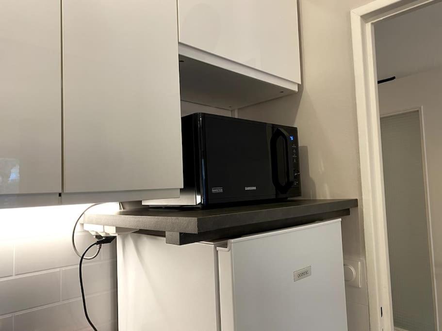 Balcon, Centre Ville, Proximite Plages, Commerces, Restaurants, Musees... Apartment