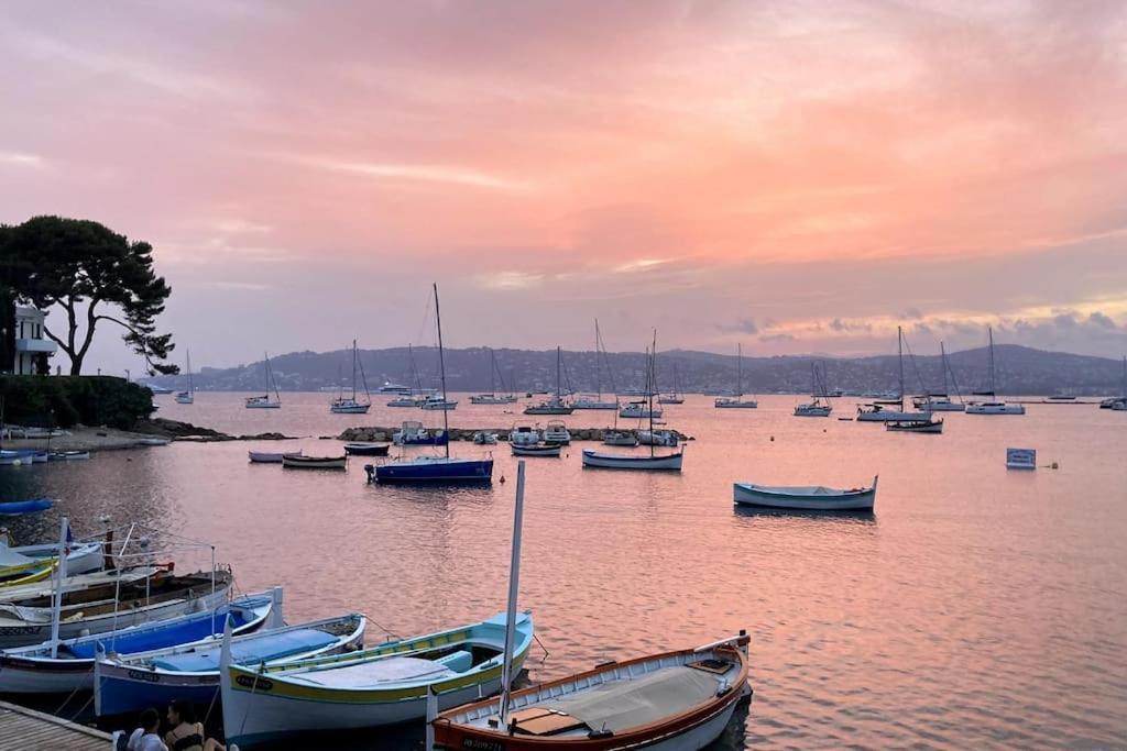 Balcon, Centre Ville, Proximite Plages, Commerces, Restaurants, Musees...