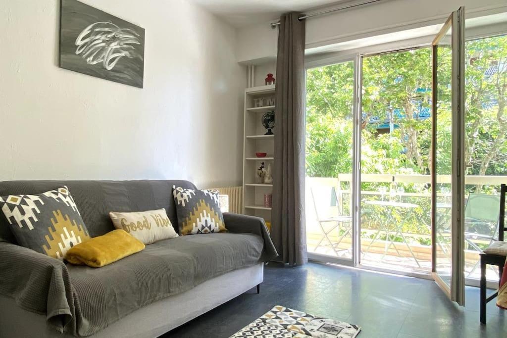 Balcon, Centre Ville, Proximite Plages, Commerces, Restaurants, Musees... * Antibes