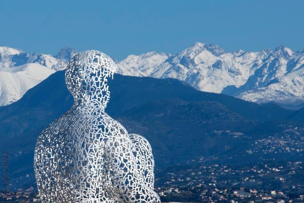 Balcon, Centre Ville, Proximite Plages, Commerces, Restaurants, Musees... Antibes