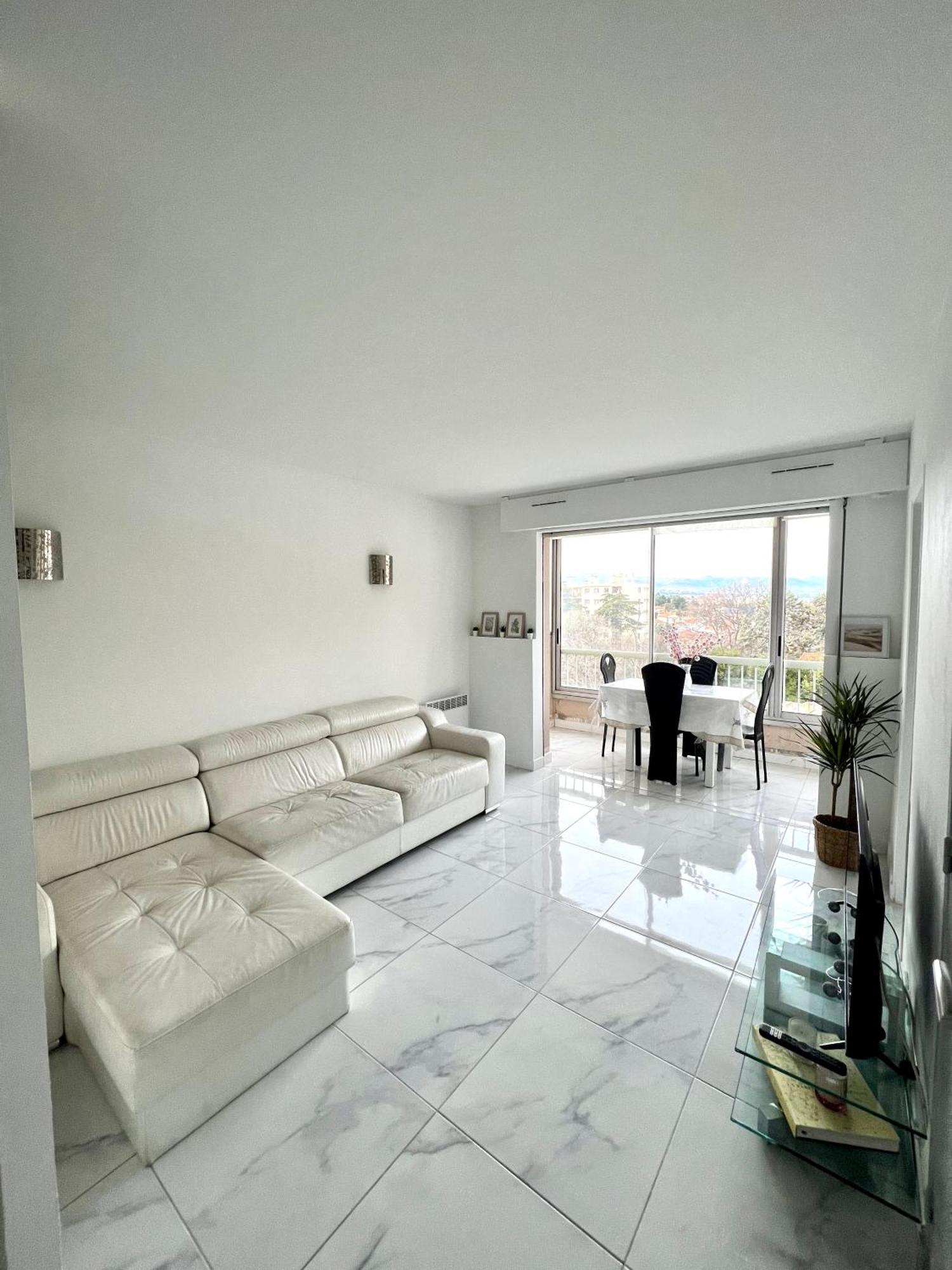 Apartment 4 Couchages A 12 Min De La A Pied Avec Wifi, Le Parking Est En Option