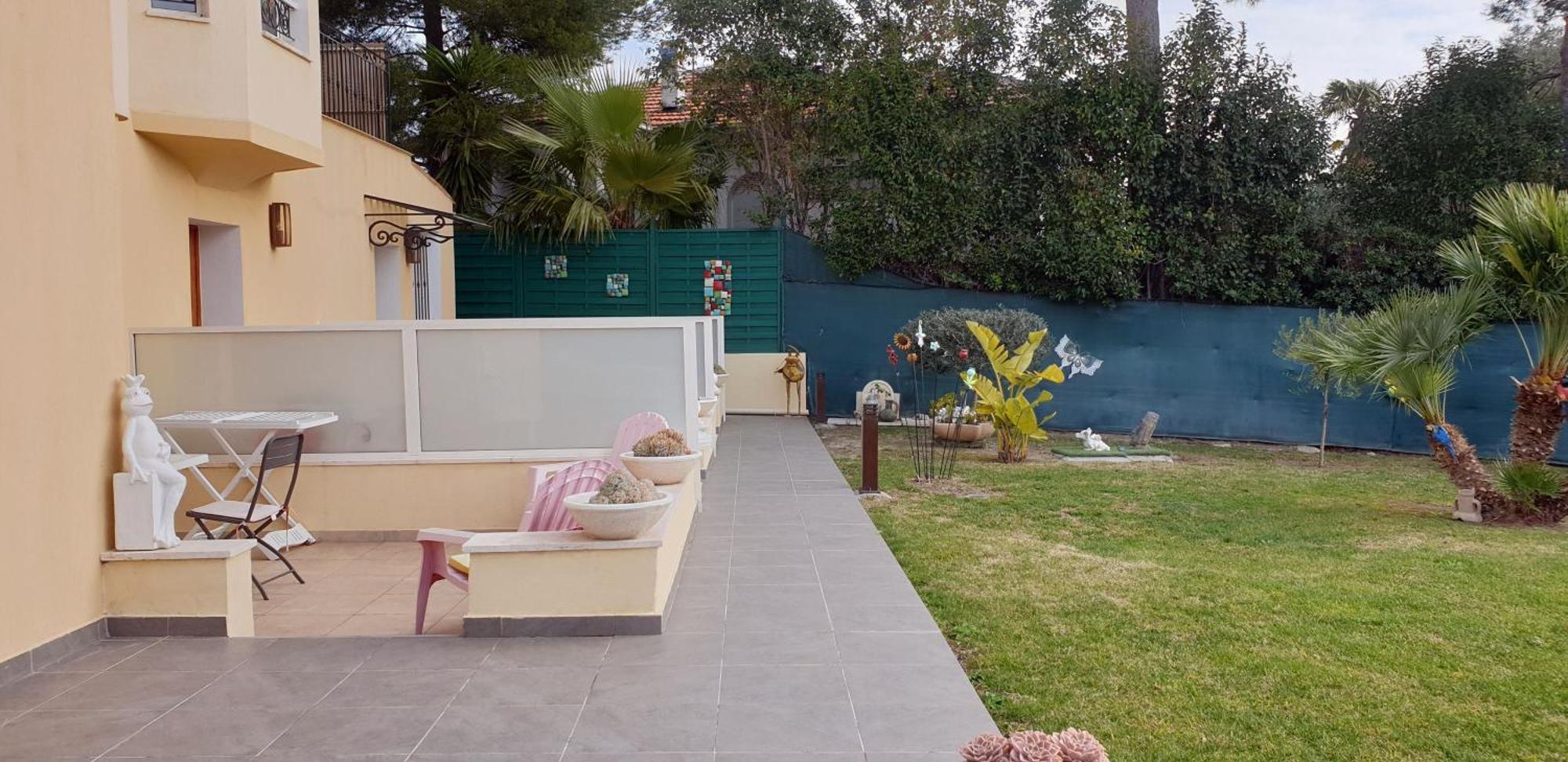 Meuble-juan Pins-logt2 Apartamento Antibes