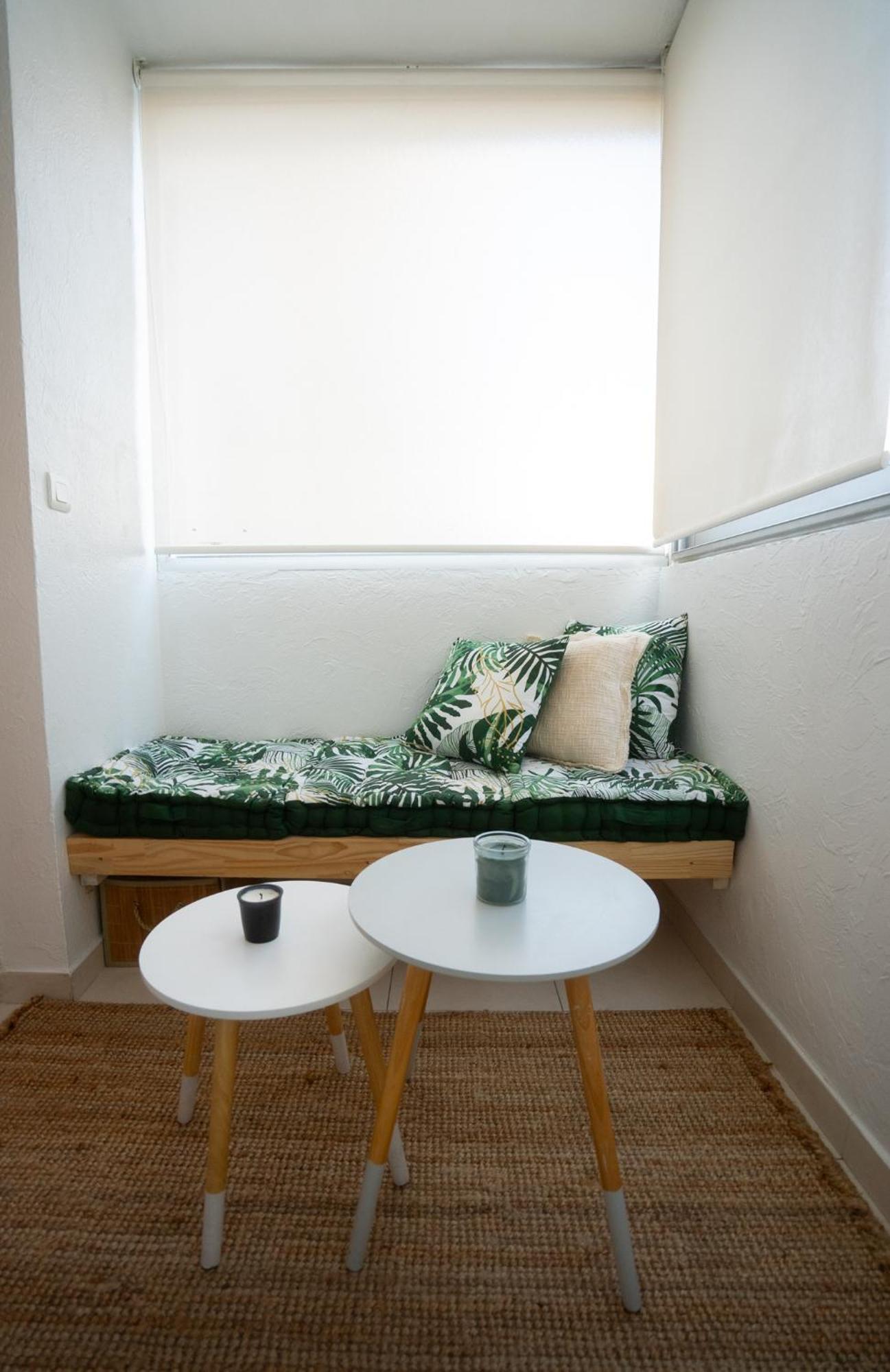 Apartamento Location Studio Avec Loggia *