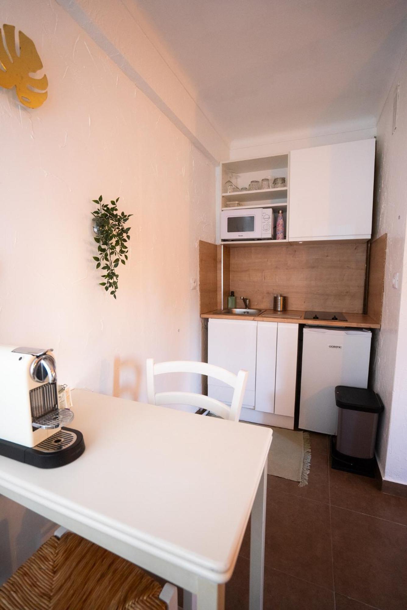 Apartamento Location Studio Avec Loggia Antibes