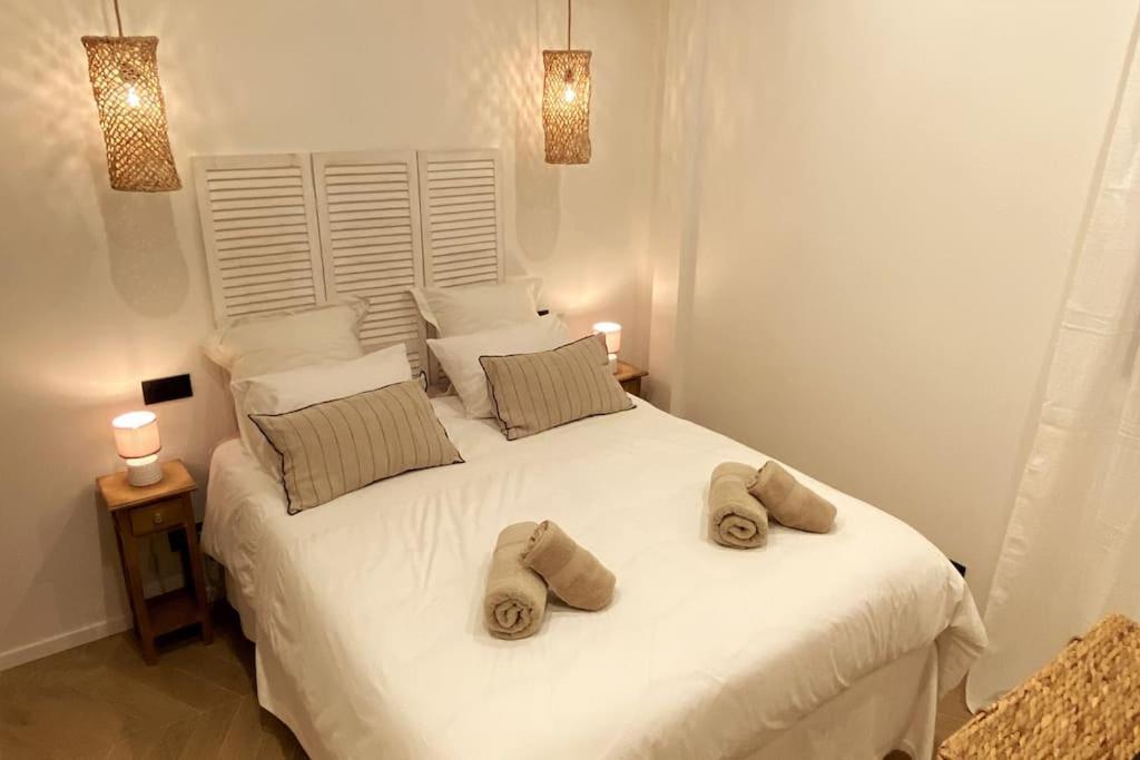 Apartment Charme & Authenticite Au Coeur De La Vieille Antibes