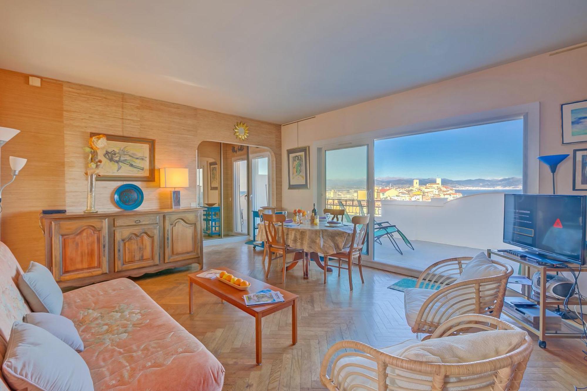 Apartamento Le 44 - Sea & Mountain View - Happy Antibes