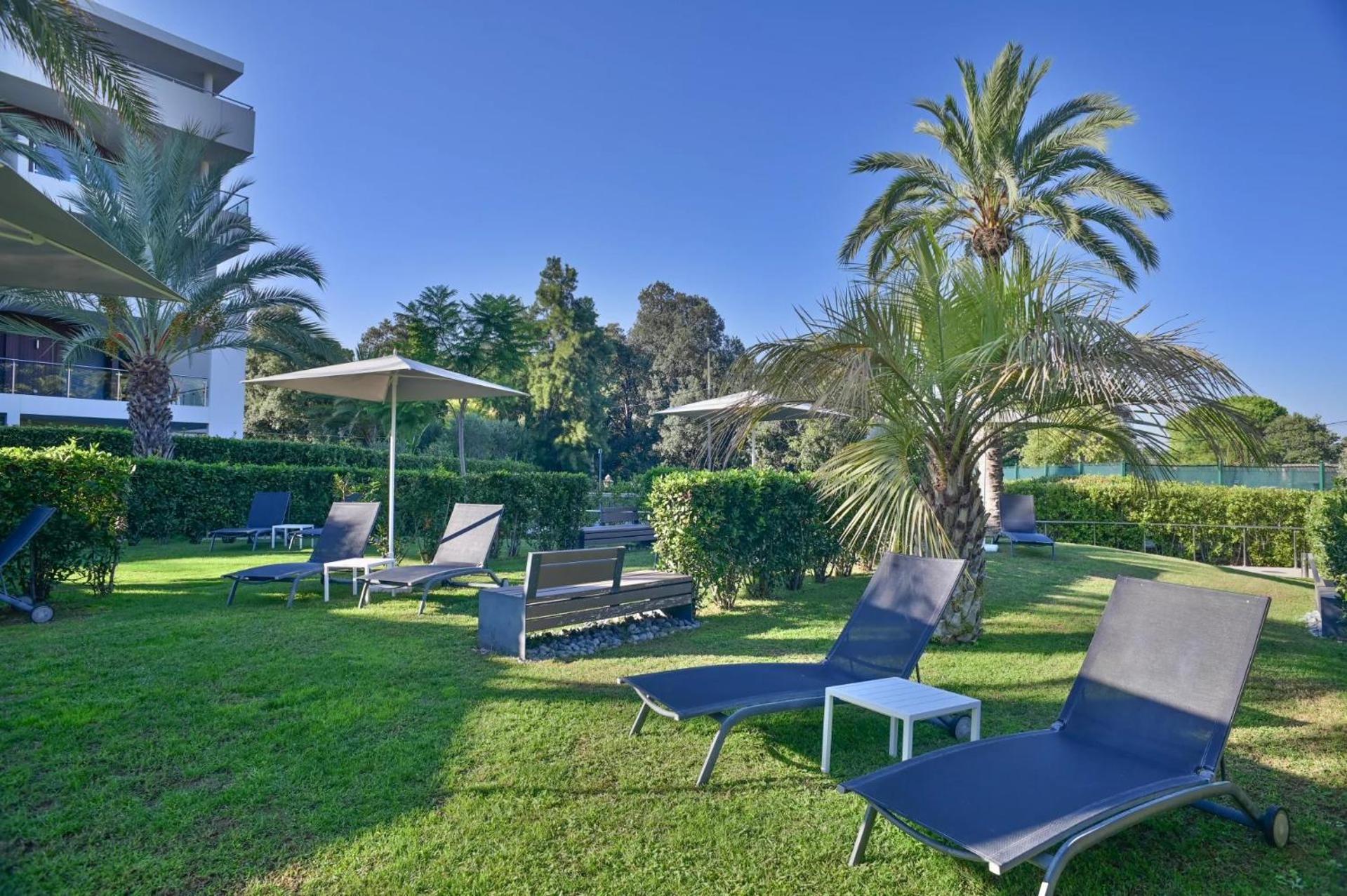 Luxury Garden 2br In The Development Of Cap D'antibes-juan Les Pins