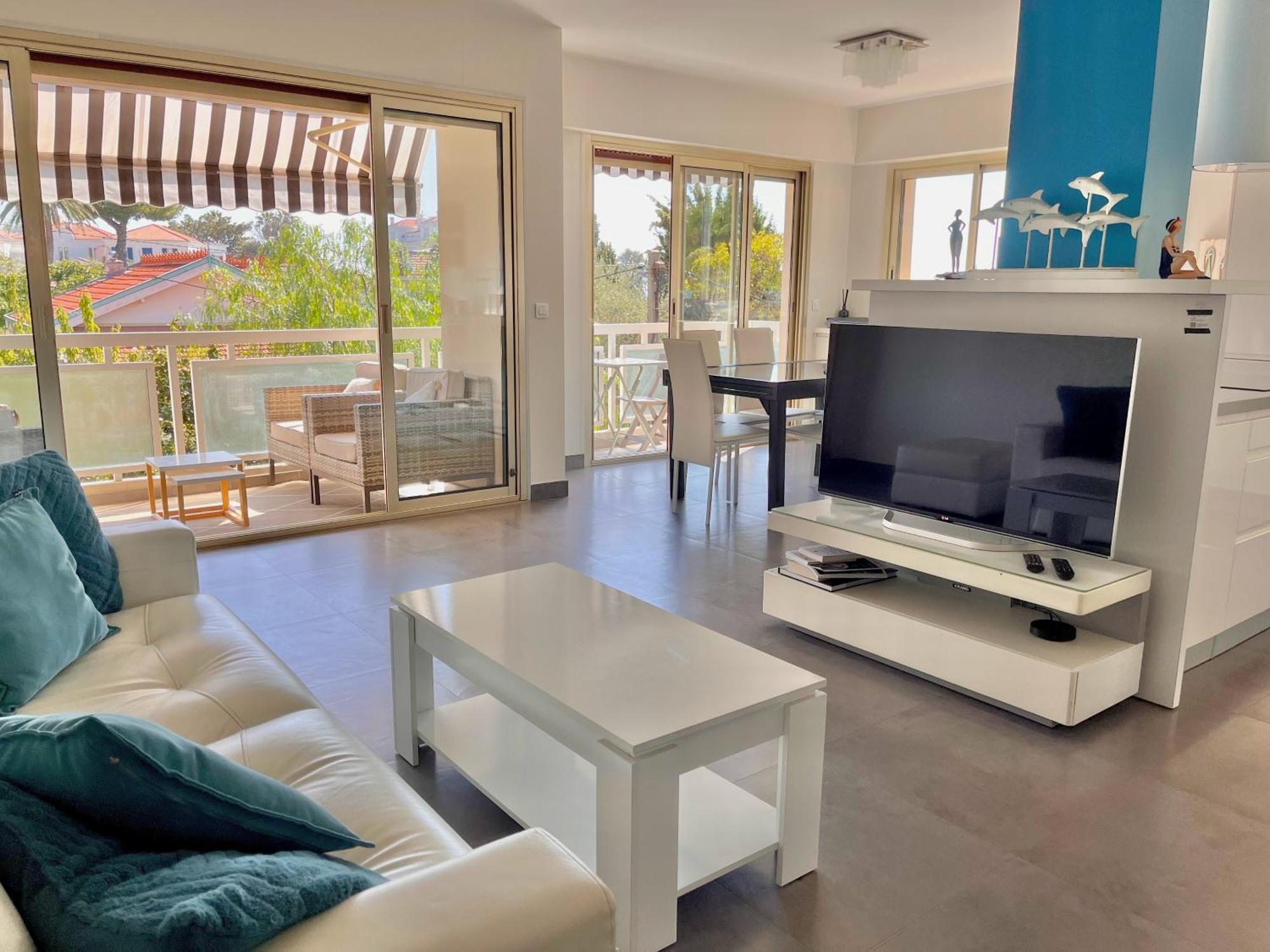 Apartment Splendide 3 Pieces Vue Antibes