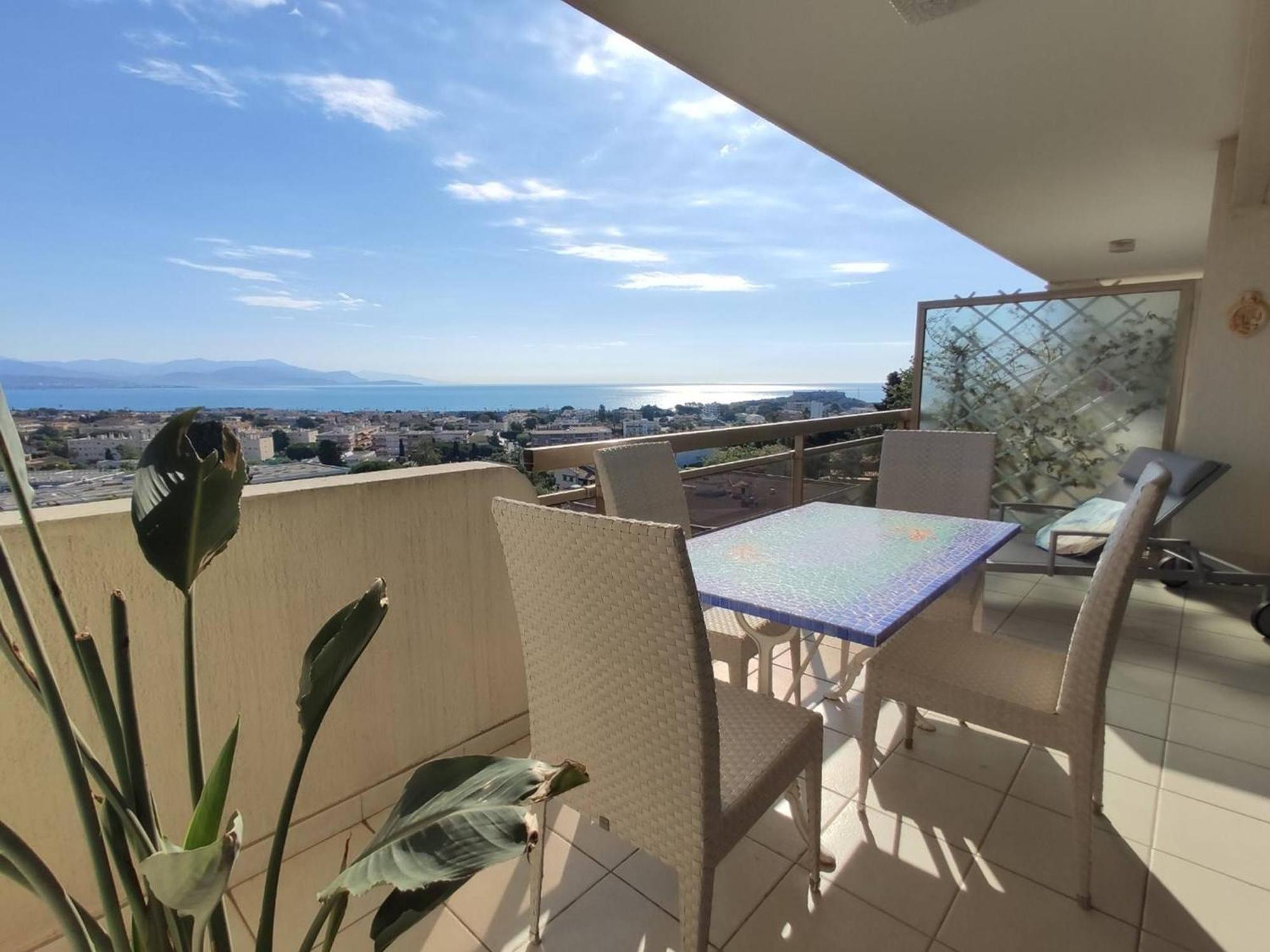 Antibes, 1 Pièce, 3 Personnes - Fr-1-252-159 Appartement *