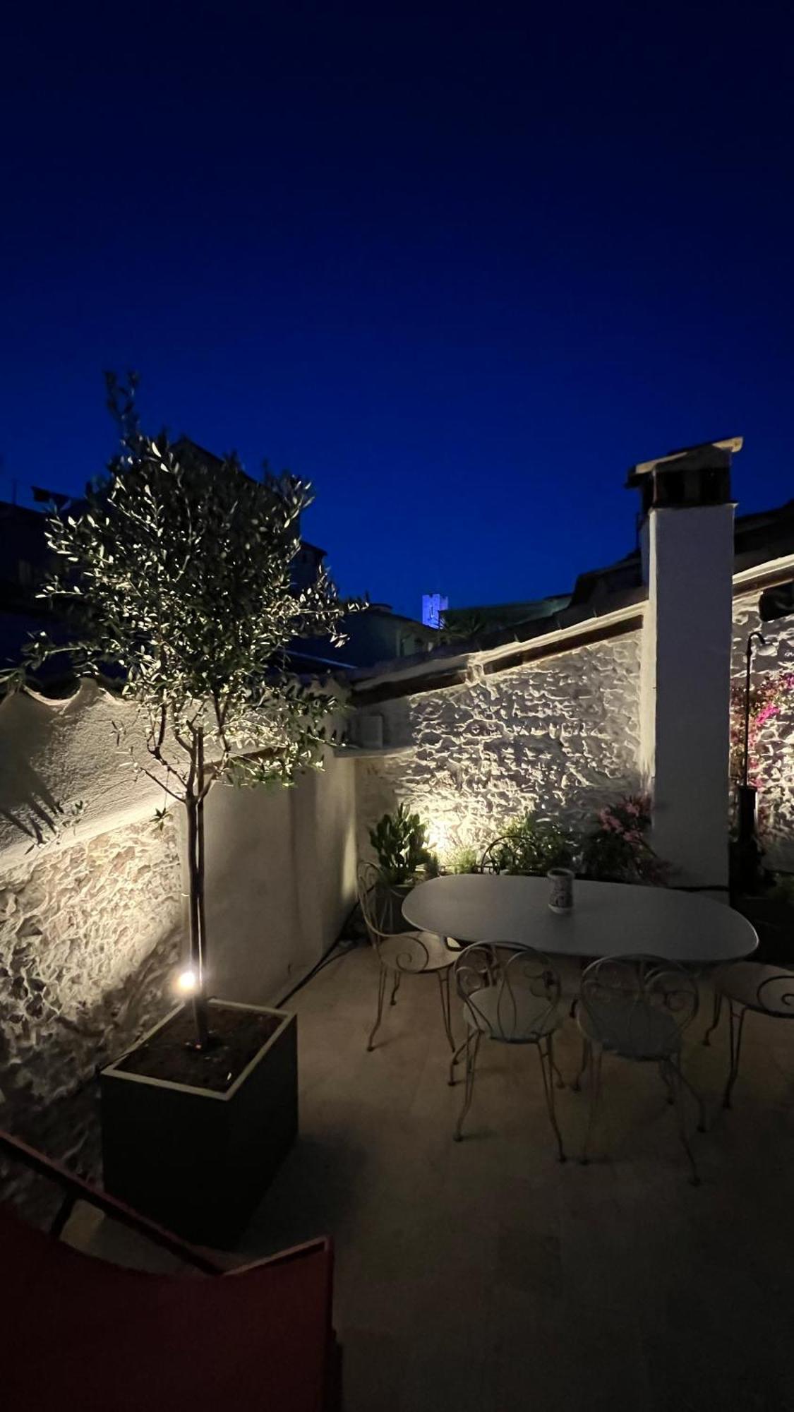 Maison La Tropezienne ... New • Fabulous 5* Luxe & Terrasse • 6p. Old Town Holiday home