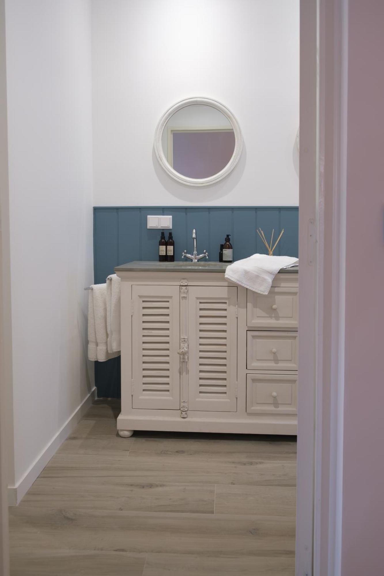 Maison La Tropezienne ... New • Fabulous 5* Luxe & Terrasse • 6p. Old Town Holiday home Antibes