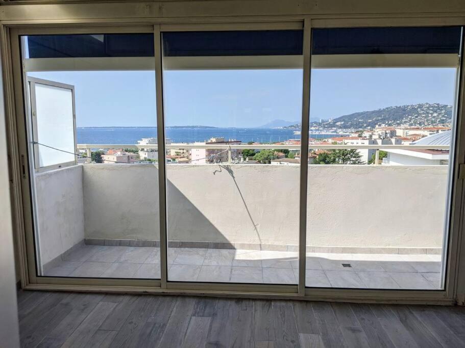 Beautiful Rooftop With Terrace And Sea View. Apartment *